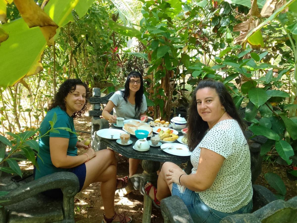 Sigiriya Village Home Stay & Private Room Exterior photo